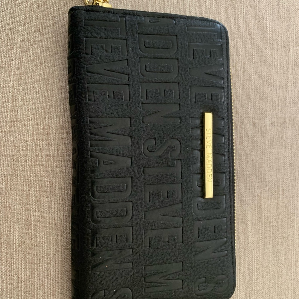 Steve Madden Blue and Gold Zip Wallet